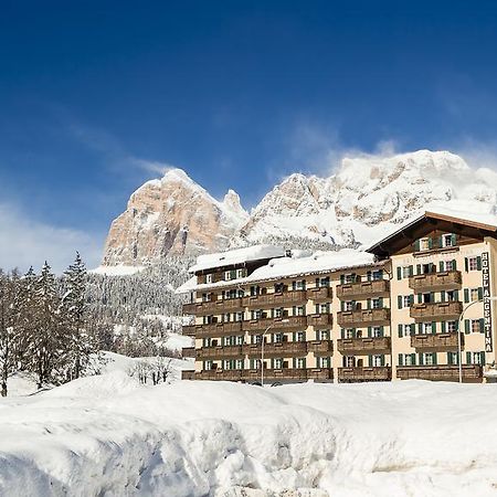 Hotel Villa Argentina Cortina dʼAmpezzo Extérieur photo