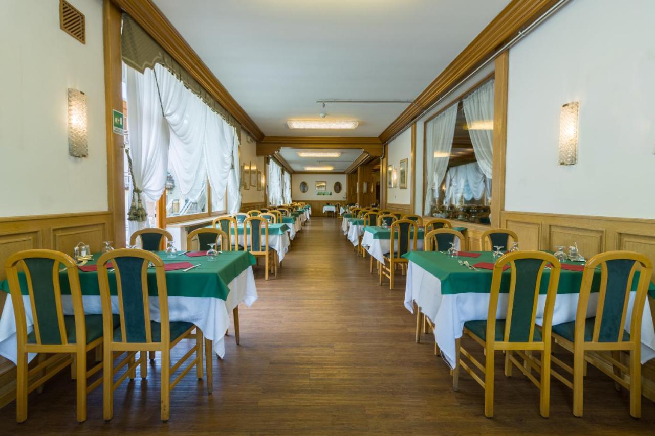 Hotel Villa Argentina Cortina dʼAmpezzo Extérieur photo