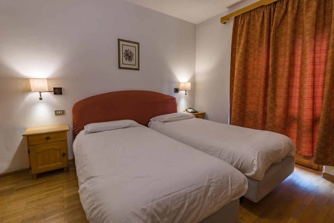 Hotel Villa Argentina Cortina dʼAmpezzo Chambre photo
