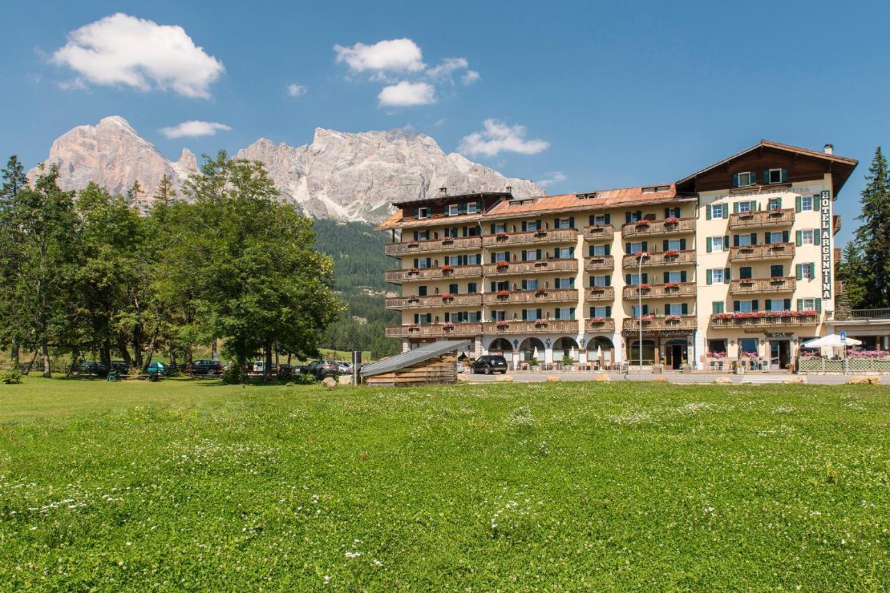 Hotel Villa Argentina Cortina dʼAmpezzo Extérieur photo
